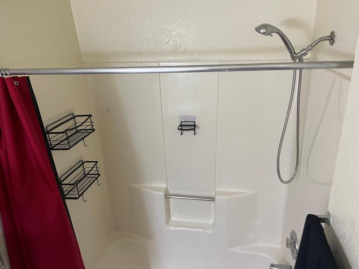 Cozy 1 Bed ~ Close To Soaring Eagle And Downtown Mount Pleasant Exteriér fotografie
